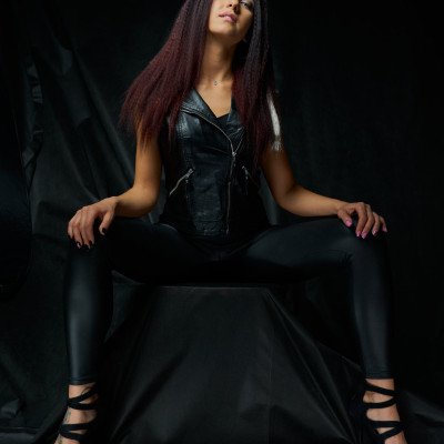 🔒 La Victoria morada