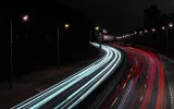 Piešimas šviesa – light painting fotografija